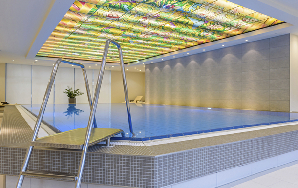 Schwimmbad des Maritim Hotel Bremen